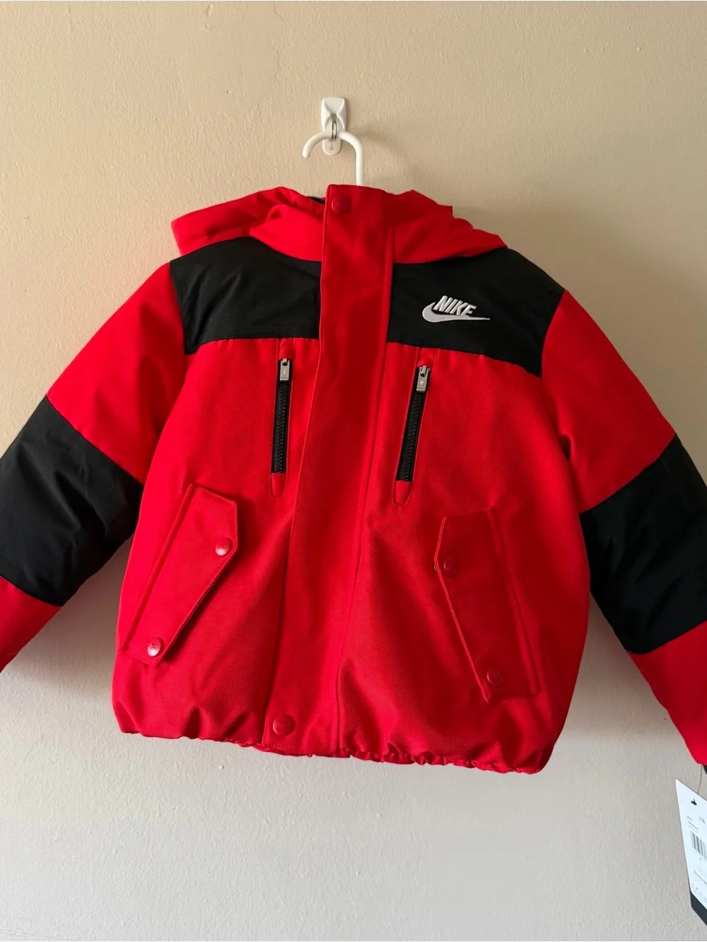 NWT Nike Red and Black Outdoor Woven Hooded Puffer Jacket Toddler Boy Size: 3T